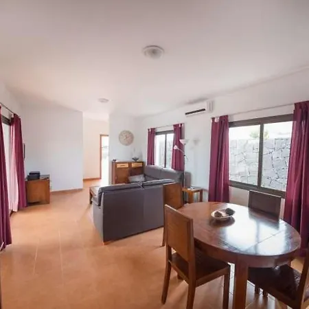 Apartment Playa Blanca Sleeps 6 Pool Wifi Playa Blanca (Lanzarote)